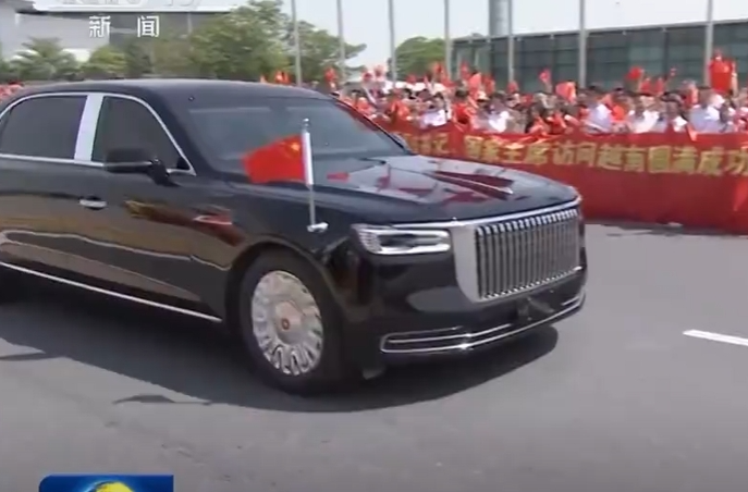 习近平圆满结束对越南的国事访问