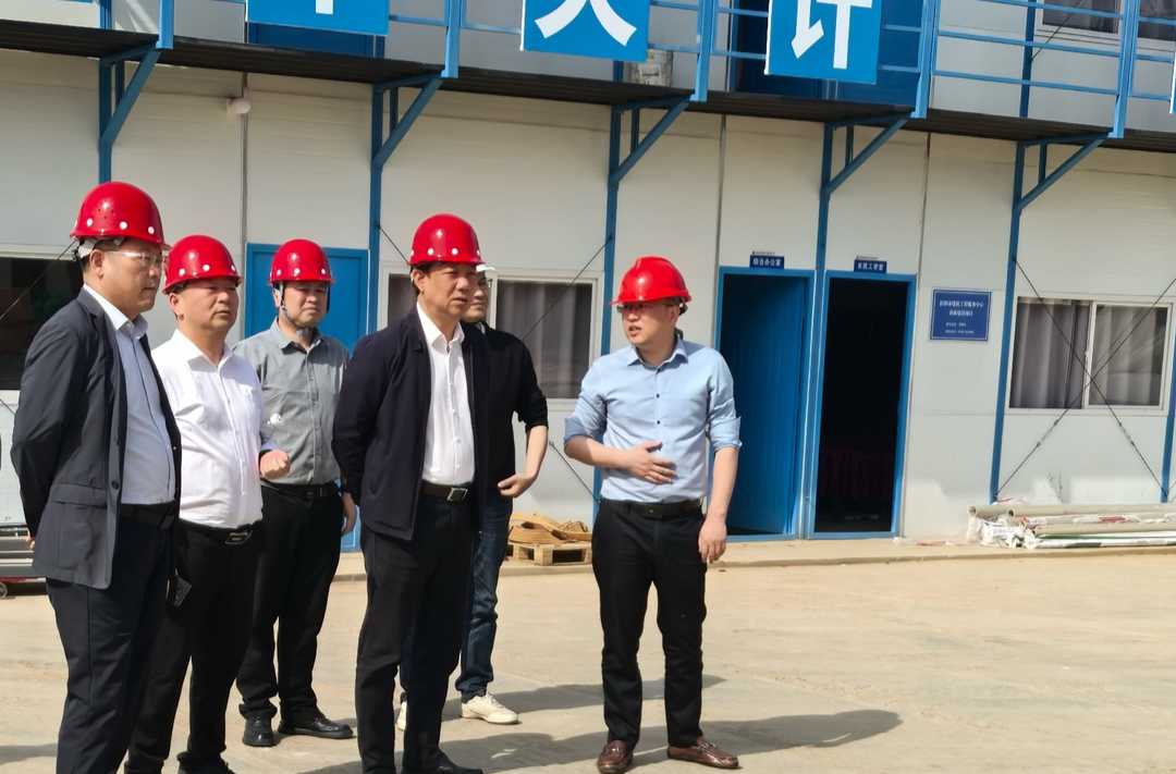 刘启峰来汨罗督导省旅发会重点项目建设和国际龙舟邀请赛工作