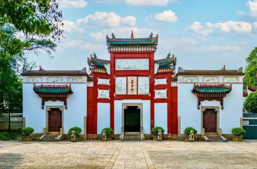 【凤凰新闻】第四届湖南旅游发展大会丨屈子文化园并非只打“文化牌”