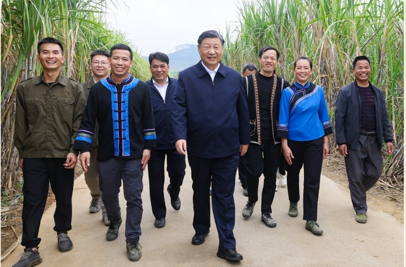 习语丨总书记关心关怀劳动者的十个微镜头