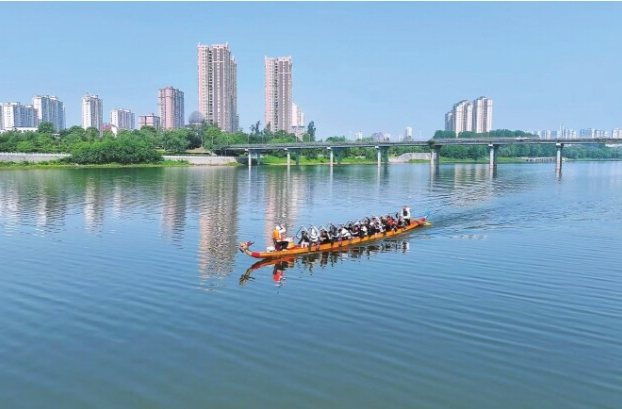 【学习强国】相约2025·共赴旅发盛会丨汨罗江畔龙舟竞渡战鼓急