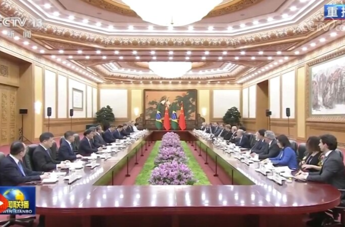 习近平同巴西总统卢拉会谈