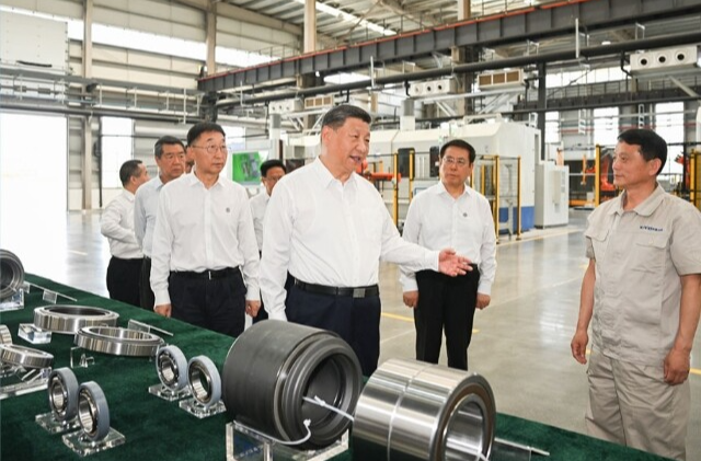 第一观察 | 总书记为用“拳头产品”夯实制造业基础鼓劲赋能