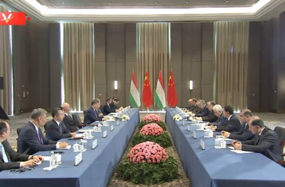 独家视频丨习近平会见塔吉克斯坦总统：取得更多务实成果 高质量构建中塔命运共同体