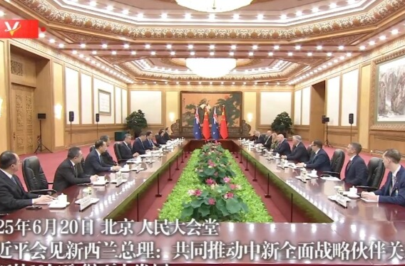 独家视频丨习近平：共同推动中新全面战略伙伴关系在新的10年取得更大发展