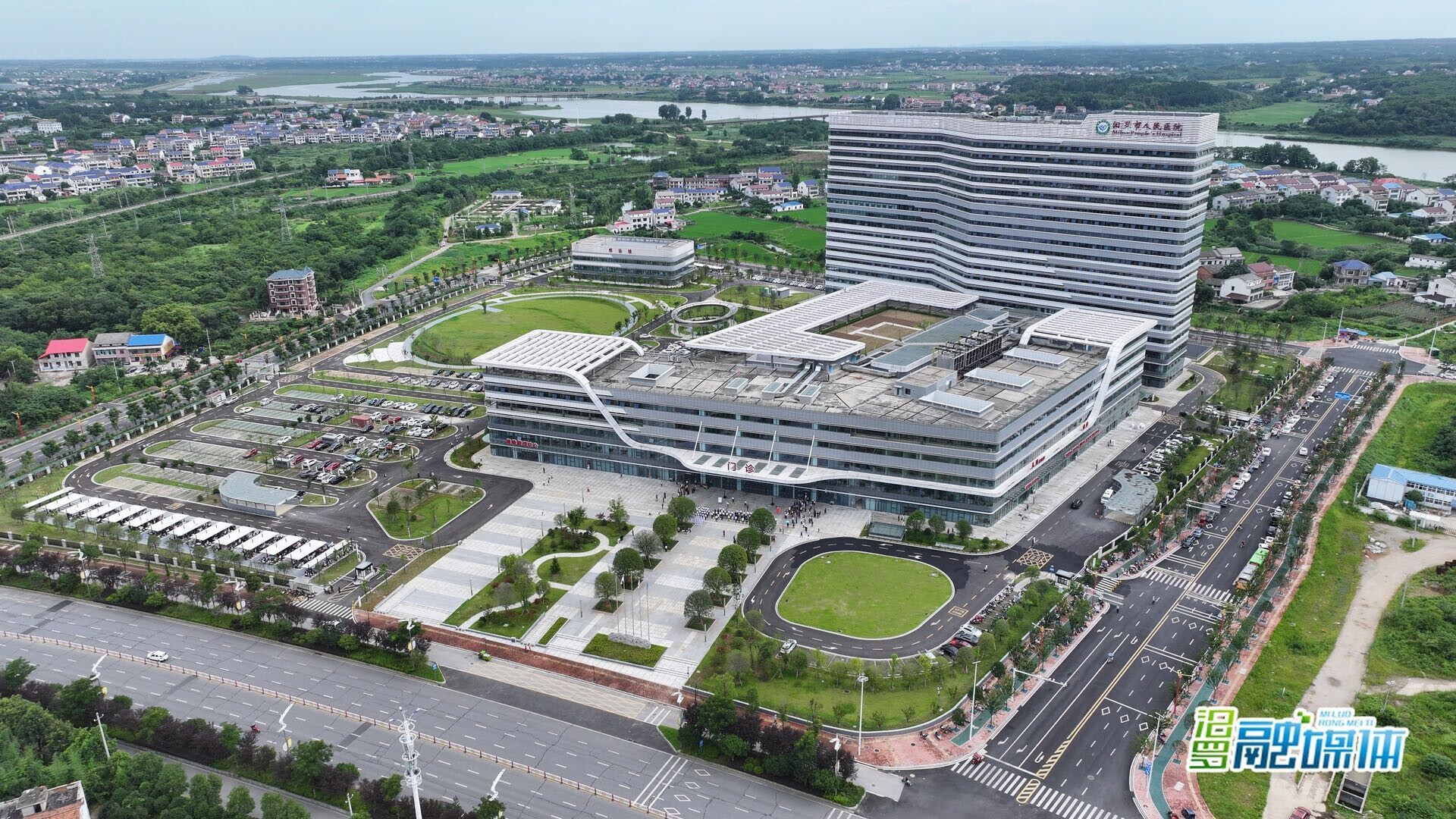 汨罗市人民医院新院交付启用，三位重量级专家乡友受聘特聘教授