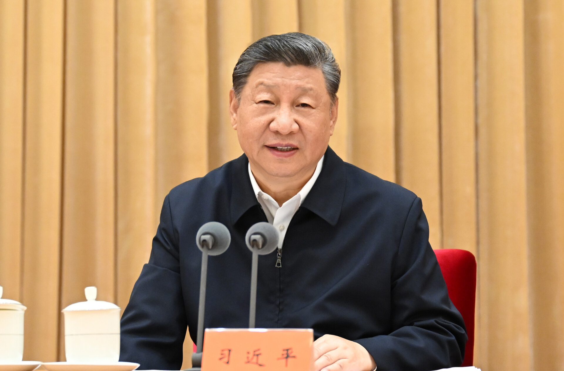 微观察｜“有些事要打攻坚战，有些事要久久为功”