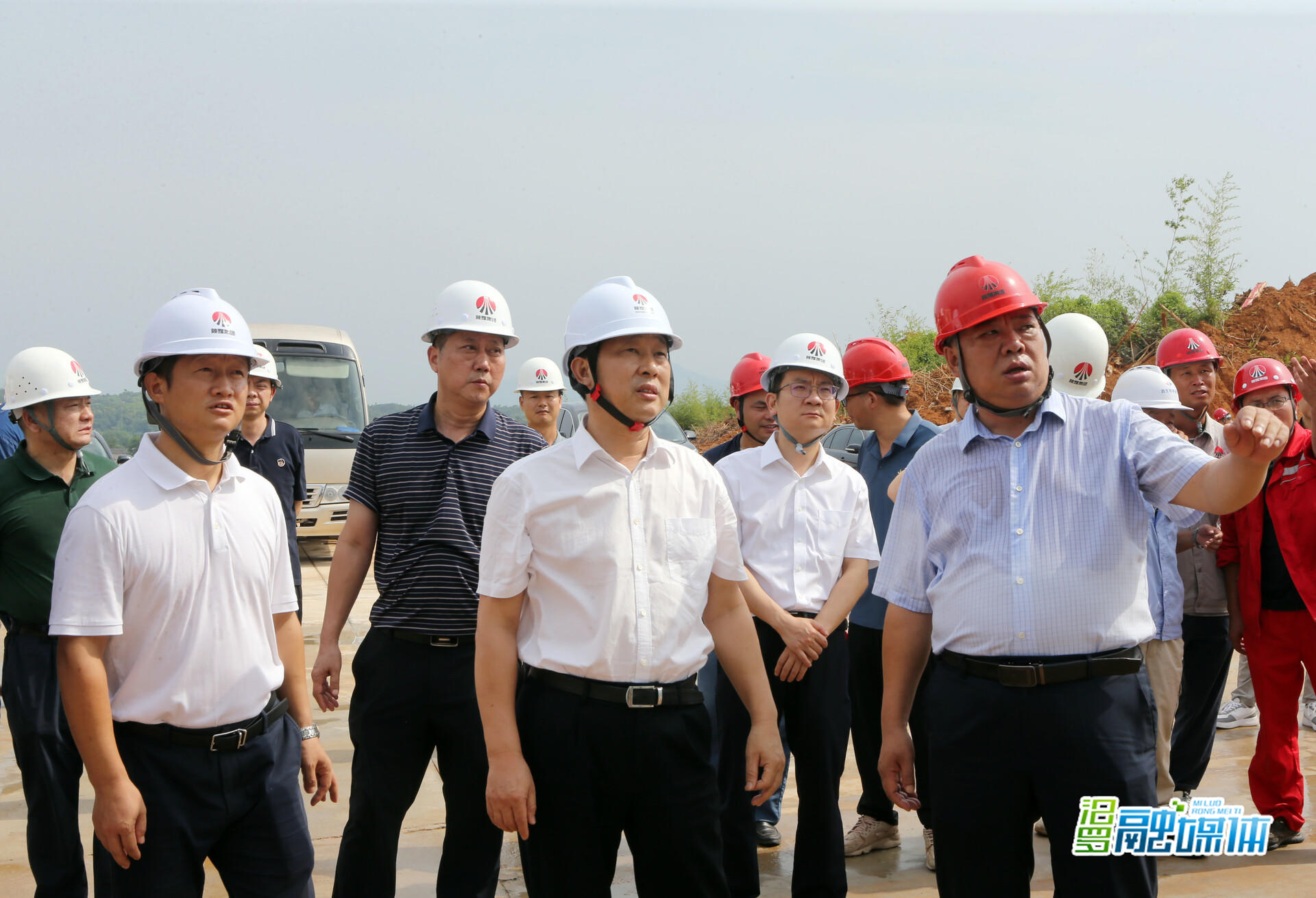 李挚来汨罗调研重大项目建设情况