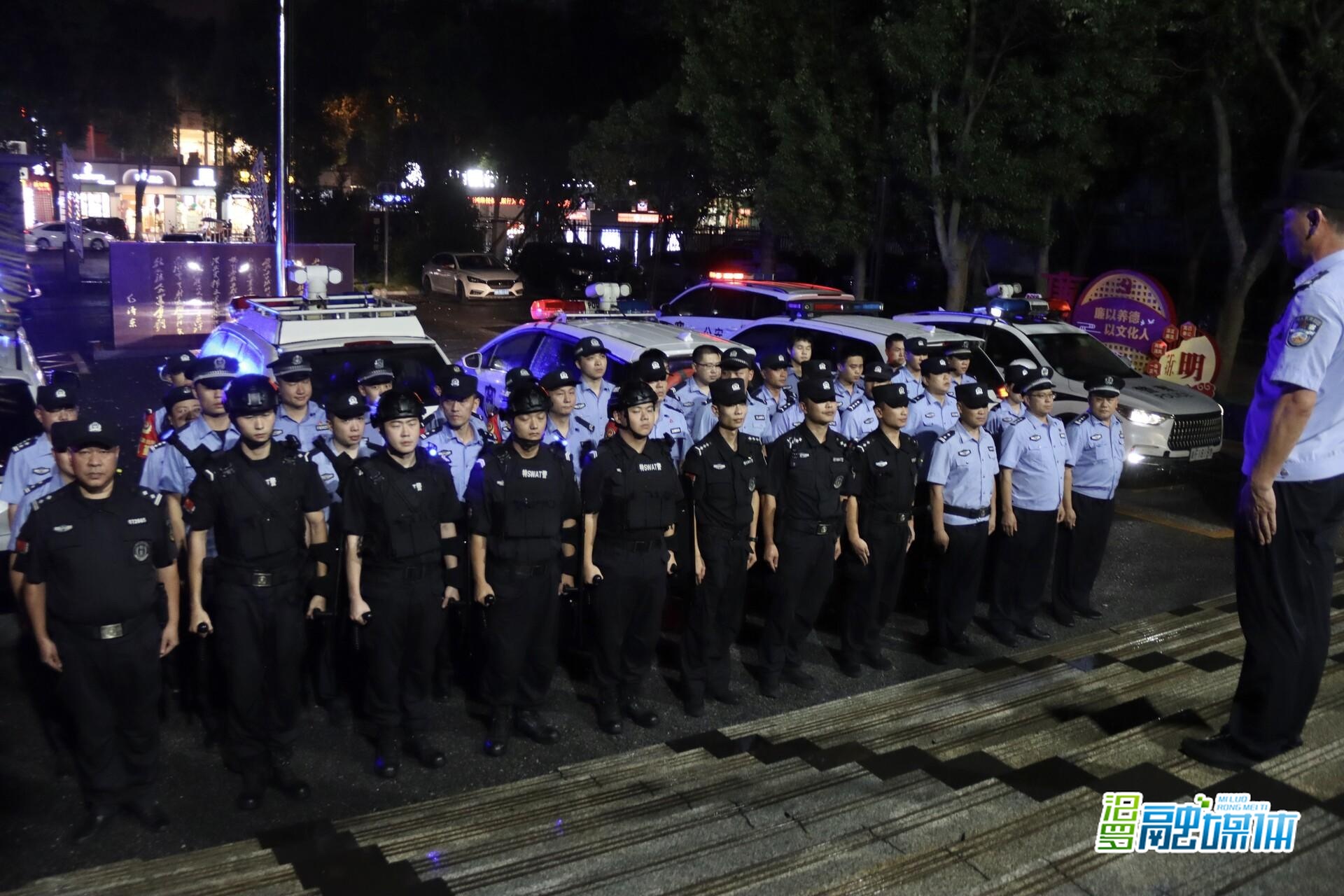平安汨罗在行动！警方夜查整改隐患62处，行政拘留2人