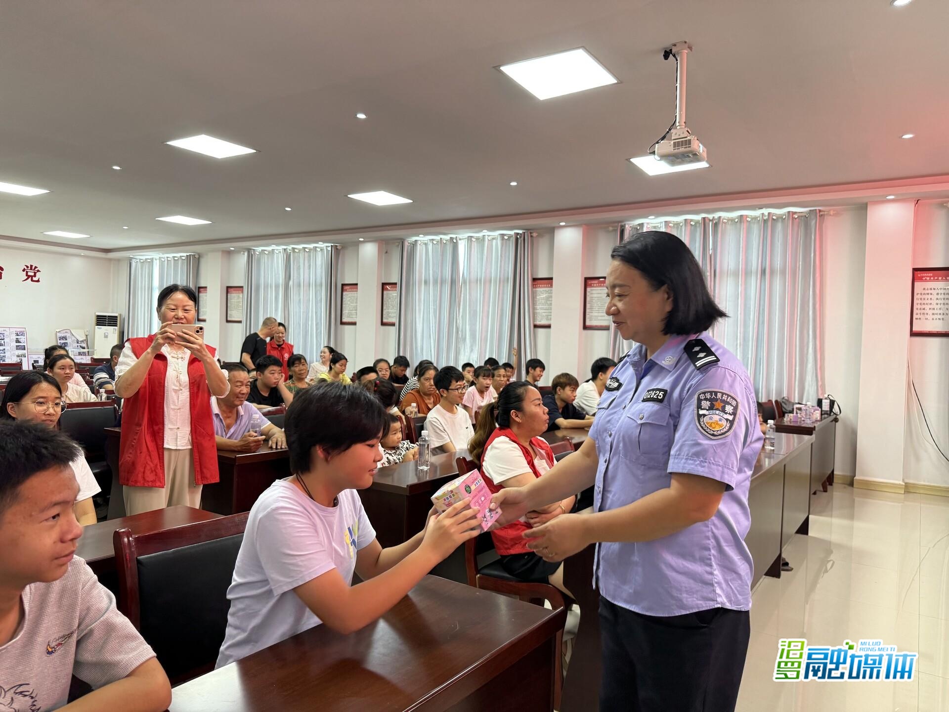 反诈骗+防欺凌！汨罗镇为青少年送上“暑期安全指南”