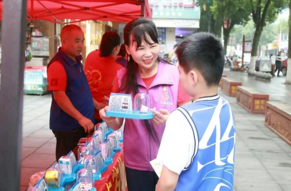 【岳阳发布】“帮助他人的快乐是双向的！”