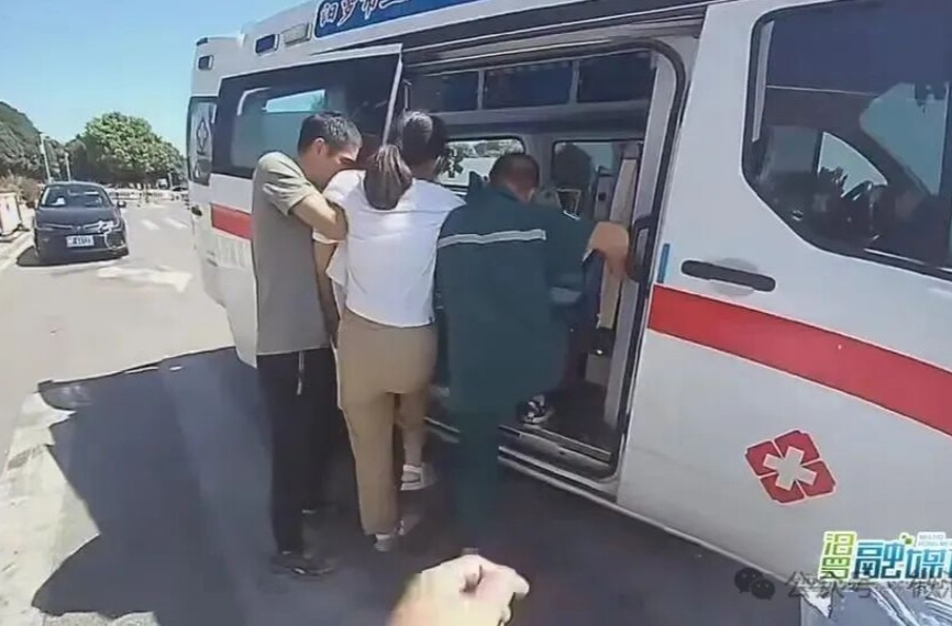 【新湖南】旅客突发疾病，汨罗东站上演暖心一幕→