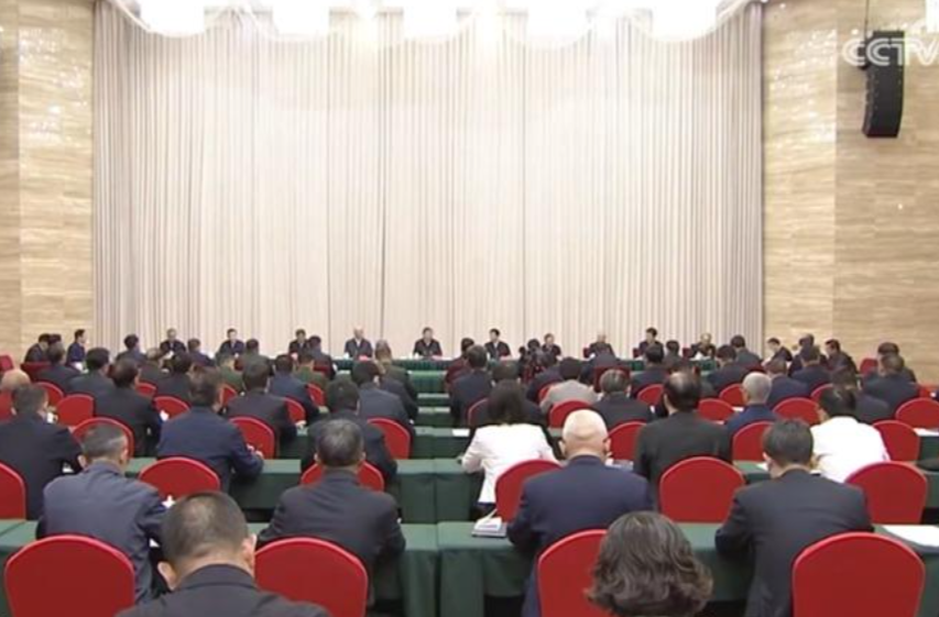 习近平：全面贯彻新时代党的治藏方略 努力建设团结富裕文明和谐美丽的社会主义现代化新西藏