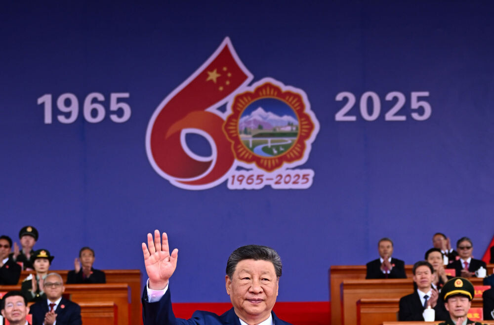 一见·三块贺匾，看习近平总书记对西藏的深切关怀