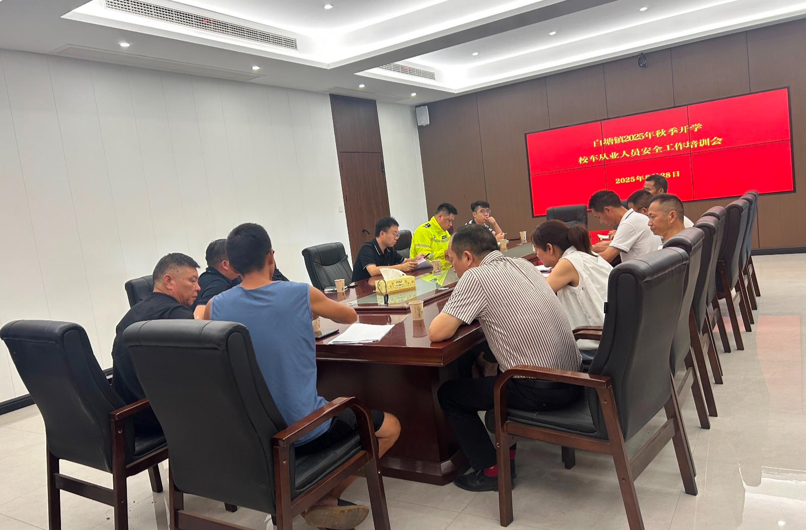 白塘镇：狠抓校车与校园安全 共筑平安迎开学