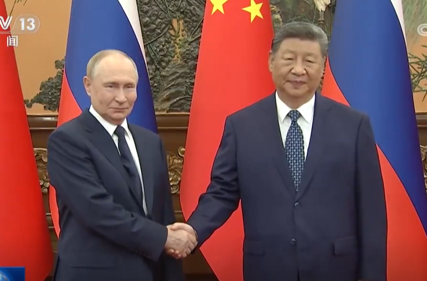 习近平同俄罗斯总统普京会谈