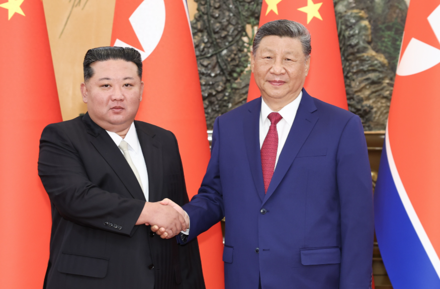 习近平同朝鲜劳动党总书记、国务委员长金正恩举行会谈