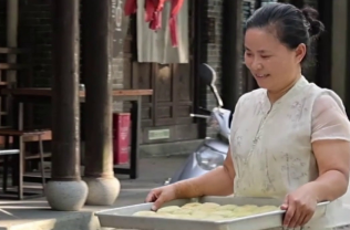 【学习强国】百灵丨汨罗：一枚月光饼，几缕石斛香