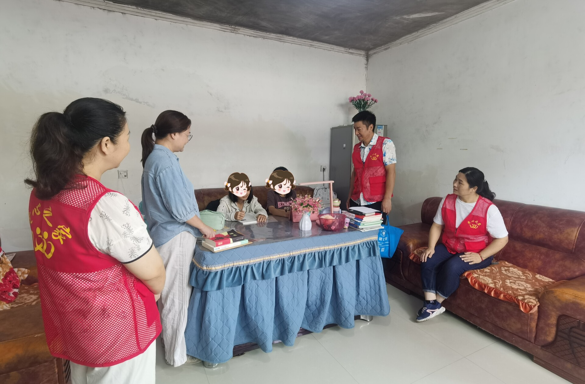 归义街道：多方联动聚爱心 真情帮扶暖学子