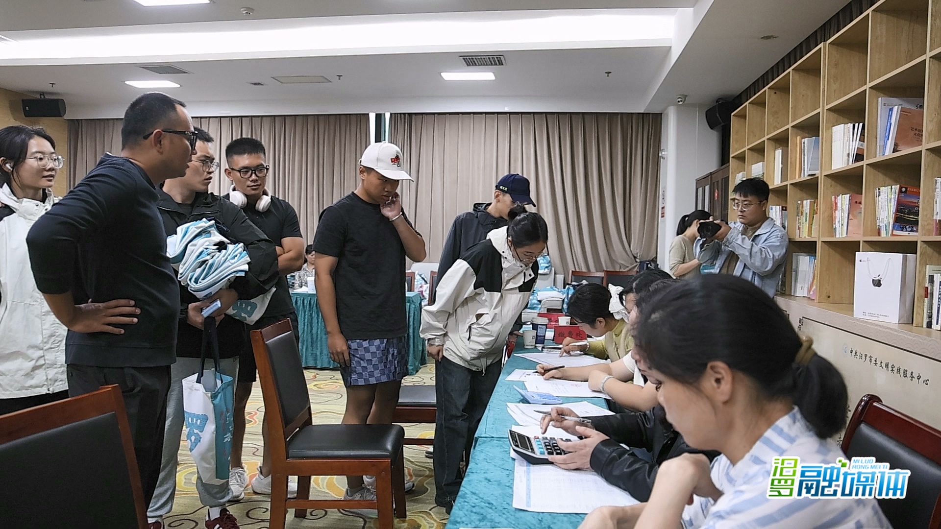 汨罗江上战幕将启！第13届中国大学生龙舟锦标赛今日33支队伍报到