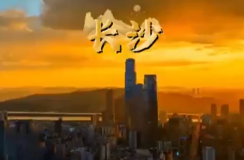 音乐一响，十三妹登场！和哥哥比赛就是要唱甜甜的歌呀！