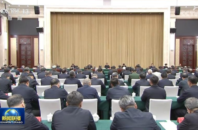 【央视快评】努力建设团结和谐 繁荣富裕 文明进步 安居乐业 生态良好的社会主义现代化新疆