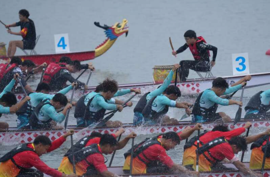 【中国青年报】第13届中国大学生龙舟锦标赛落幕