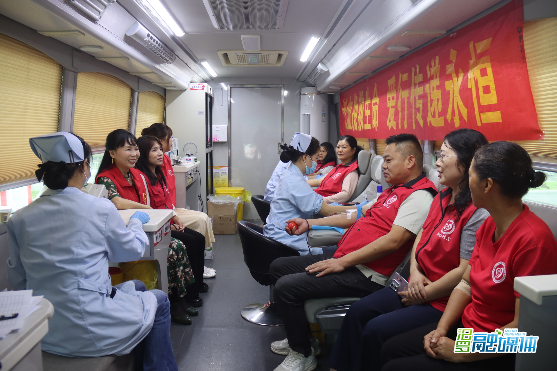 连续 8 年！汨罗爱行天下协会组织无偿献血，为祖国华诞送 “热血祝福”