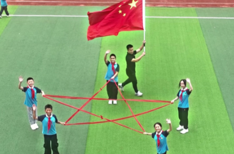 【学习强国】百灵丨汨罗小学生编织五角星，向祖国献上特别祝福