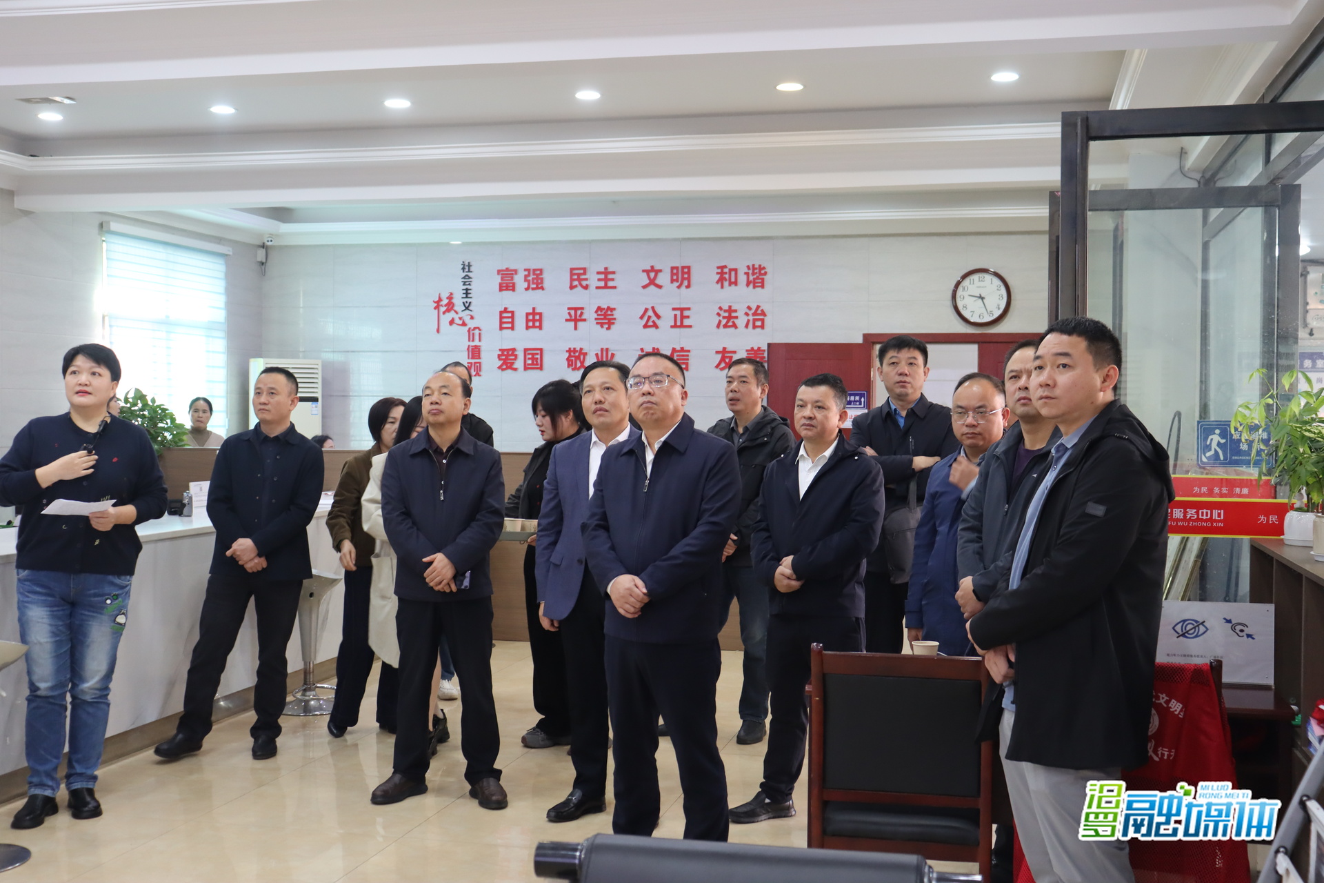 省民政厅副厅长颜和平来汨罗调研社会救助规范化建设及综合治理工作