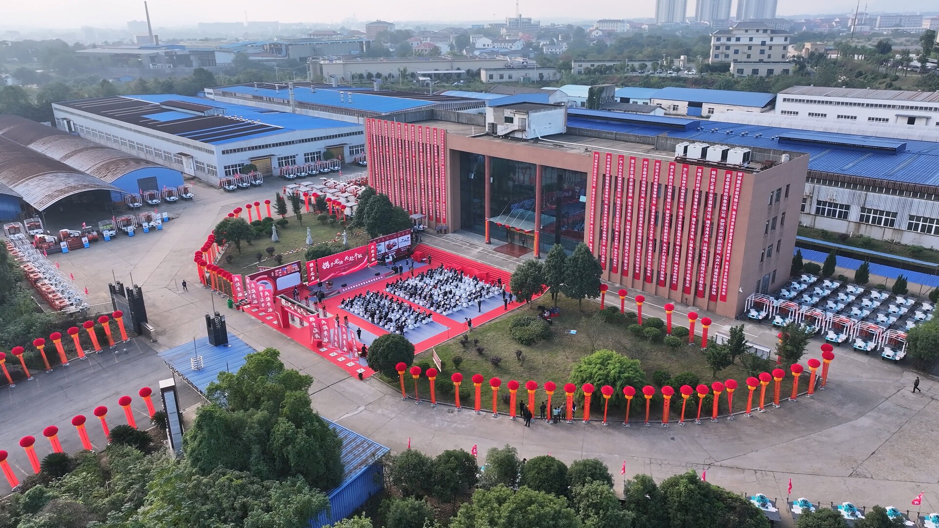 精准播种，高效抛秧！汨罗龙舟农机新品发布，以智能装备驱动现代农业