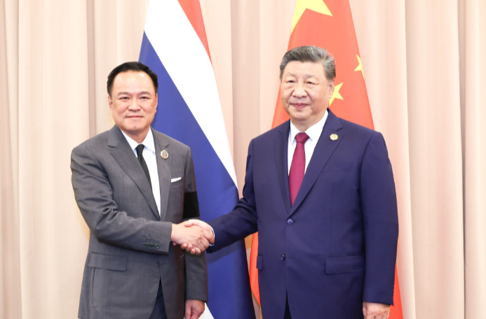 新华图讯｜习近平会见泰国总理阿努廷