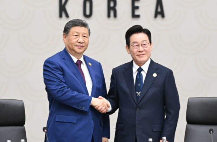 习近平宣布中方将在深圳举办亚太经合组织第三十三次领导人非正式会议