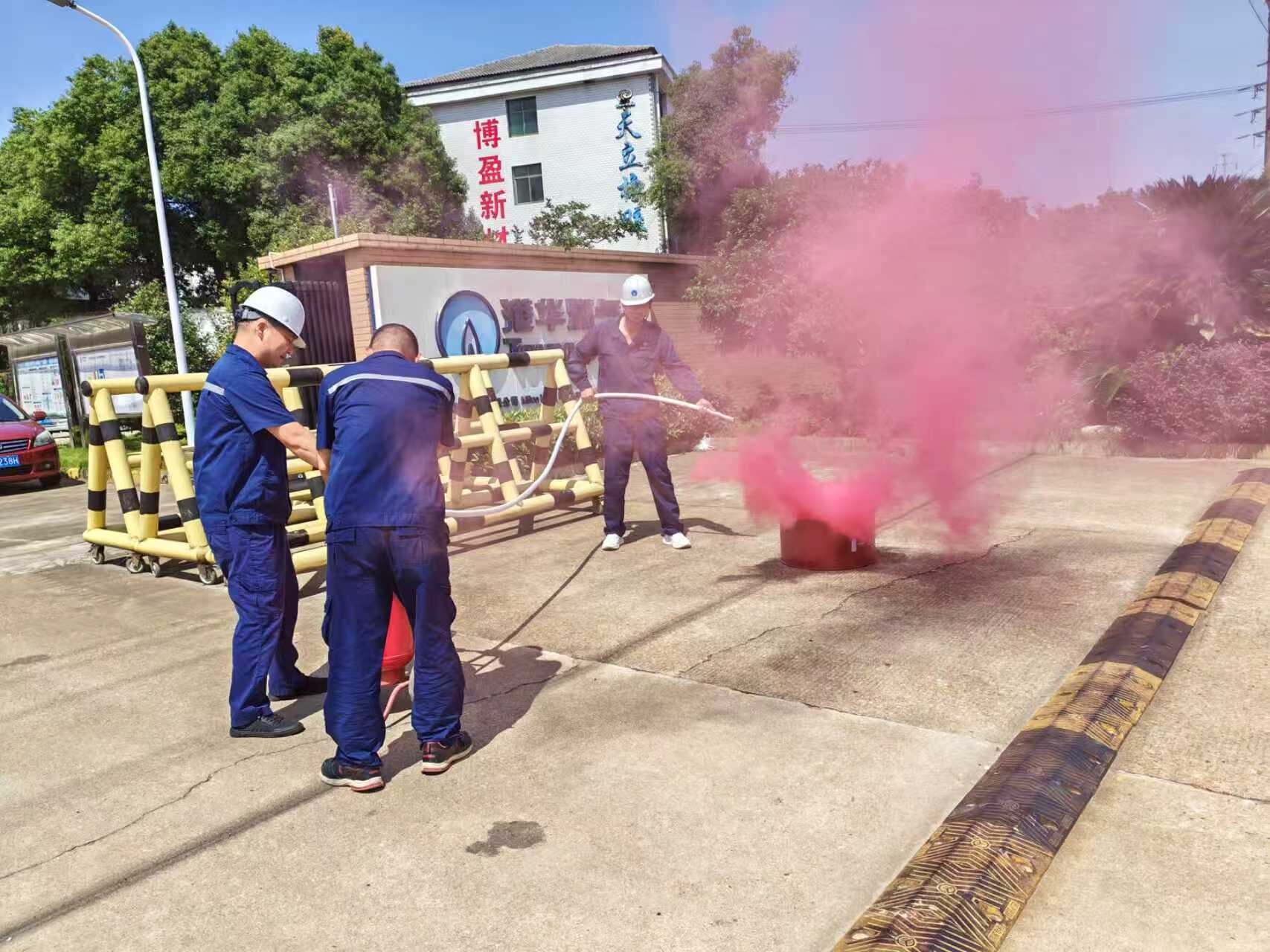筑牢“防火墙”，守护“烟火气”！汨罗港华消防宣传月在行动