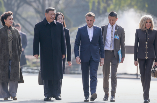 拾光纪·习近平主席同马克龙总统交流互动的经典瞬间