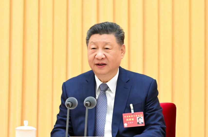 微镜头·习近平总书记在中央经济工作会议上｜“因地制宜，本质是实事求是”