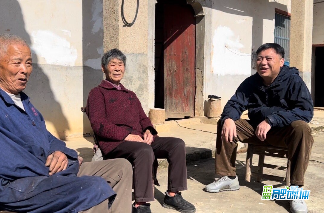 优秀人大代表丨伏锋：从“通信能手”到“民心联络员”