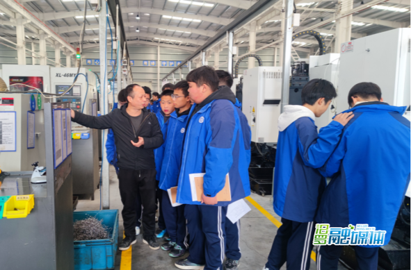 汨罗市职业中专：把课堂搬到生产线，让专业紧跟产业走