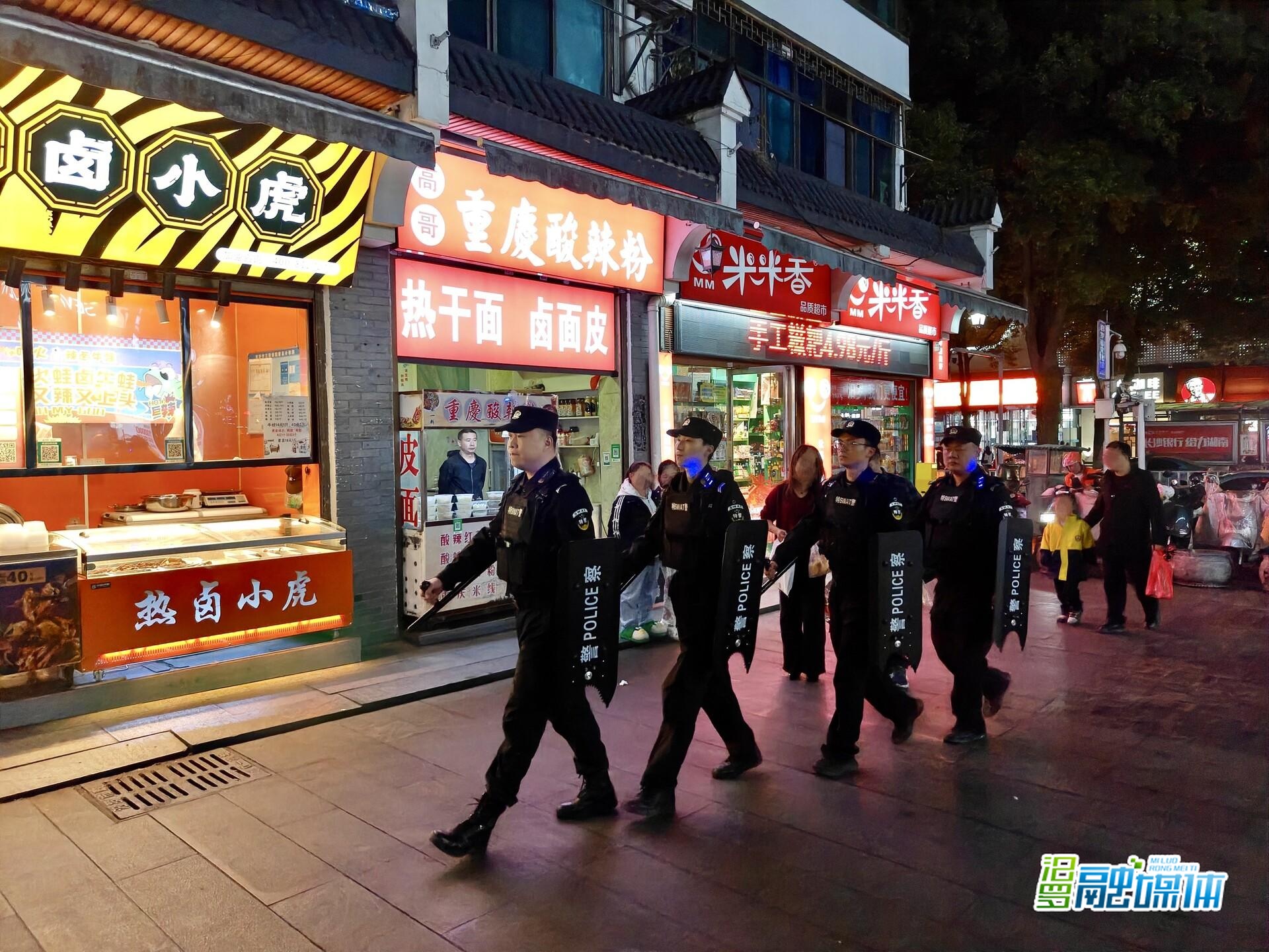 汨罗公安开展集中清查行动 全力护航两会平安