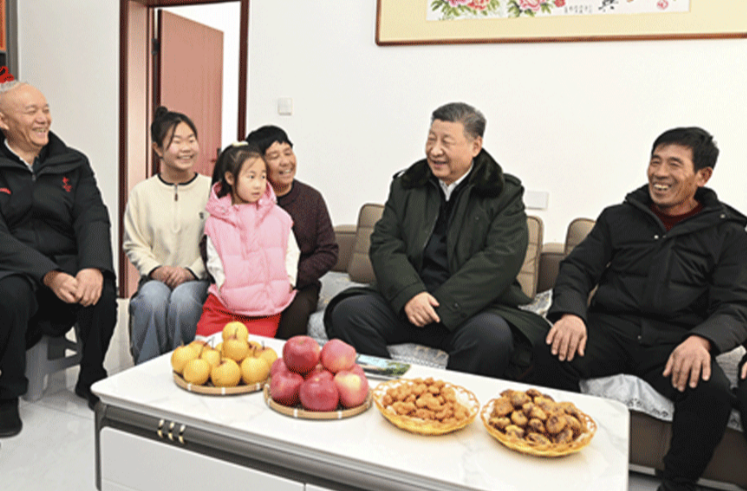 领航中国·2025丨始终把人民放在心上