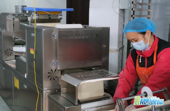 【新湖南】汨罗南环村：以产业“微引擎”撬动乡村振兴，家门口就业近300人