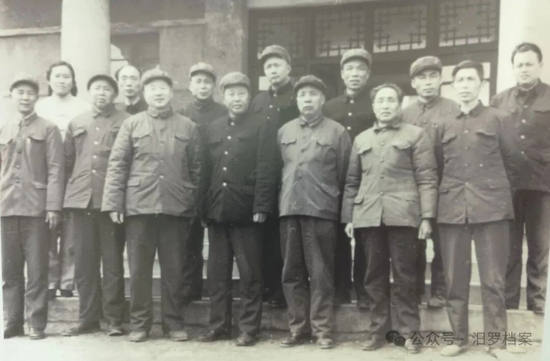 忆峥嵘岁月丨难忘政协头三年