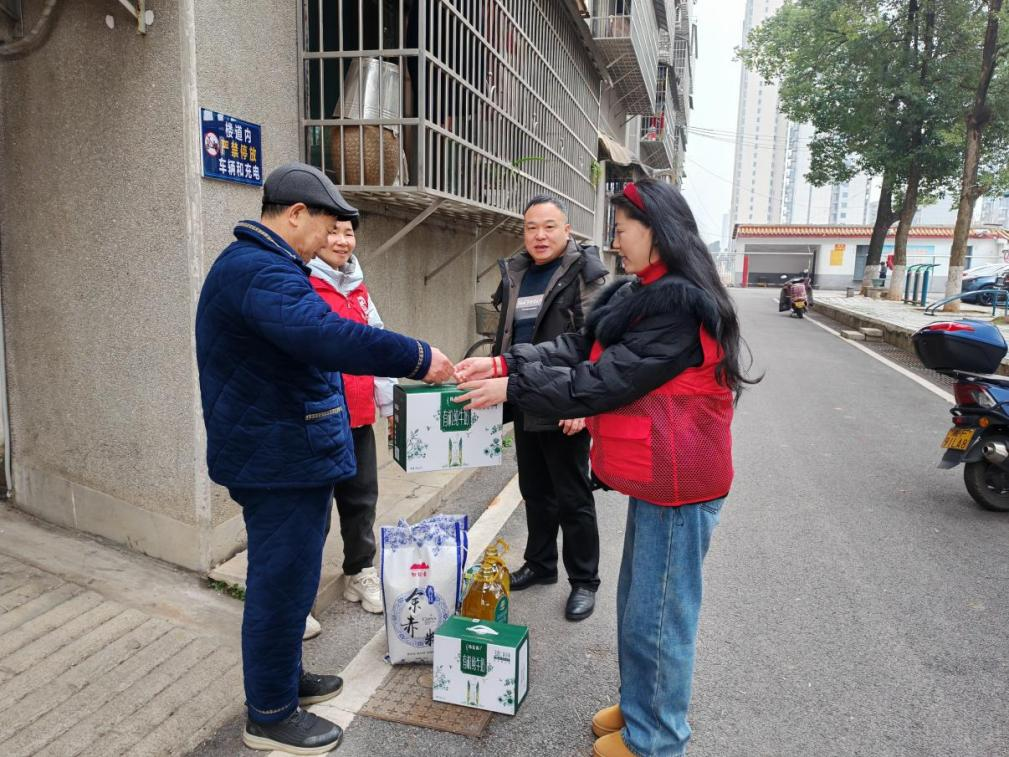 冬日虽寒，这里暖意正浓！ 高泉社区入户慰问特扶家庭