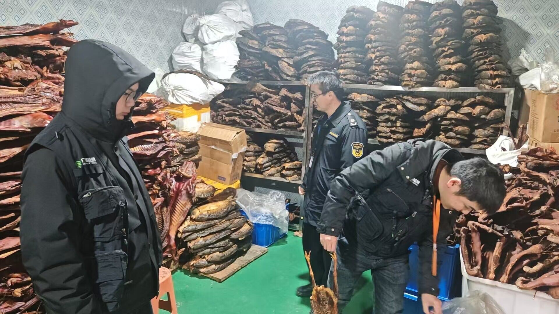 护航春节消费 筑牢安全防线 汨罗市启动“年关守护（2026）”行动