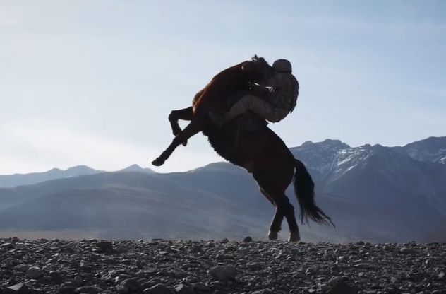 战马贺春！中国军队马年新春主题网宣片《抵达》正式发布