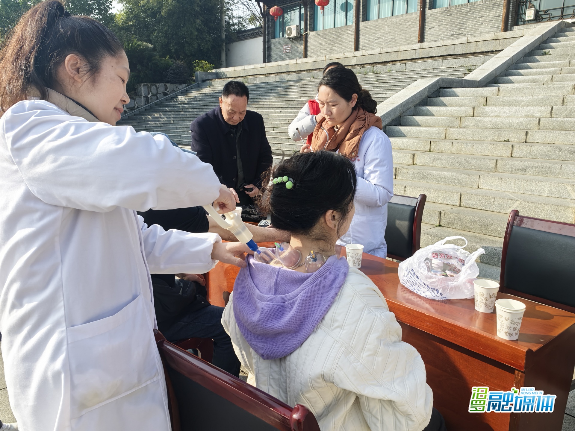 学雷锋办实事  汨罗中医医院义诊服务与爱心献血“双发力”