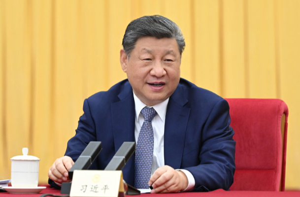 两会第一观察｜总书记指引加紧推进健康中国建设