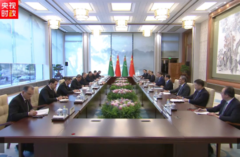 独家视频丨习近平：我愿同你共商合作大计 推动中土关系像汗血宝马一样马不停蹄 一马当先