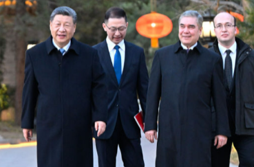 拾光纪·马年再会老朋友，上个马年他赠予习近平一匹汗血马