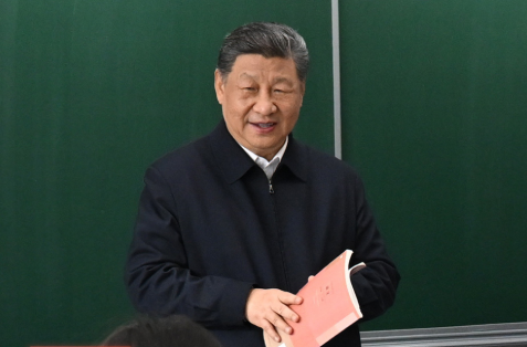 经纬线·跟着总书记的脚步，看“未来之城”的春天